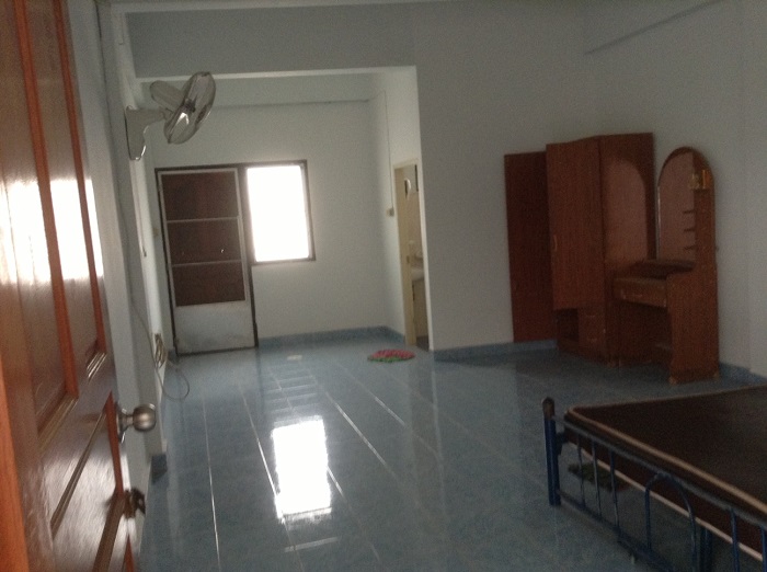 Manee's apartment inside